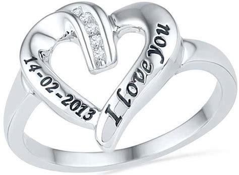 keep these tips in mind while shopping for promise rings for girlfriend