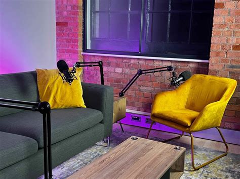 London Podcast Studio Perfect For Audio And Video £84hr