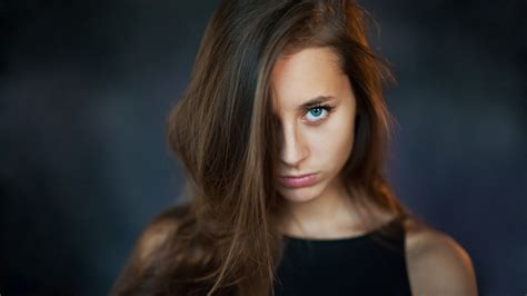 Papel De Parede Cara Mulheres Modelo Cabelo Longo Olhos Azuis Fotografia Cantor Maxim