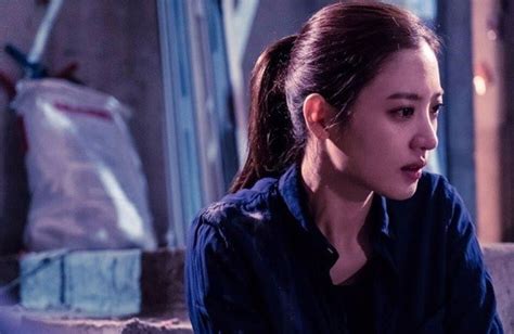South Korean Actress Claudia Kim To Star In Stephen Kings The Dark