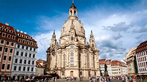 Die frauenkirche dresden überwältigt sie mit einer atemberaubenden architektur aus sandstein. Frauenkirche (Dresden) in Dresden bezoeken? Nu tickets ...