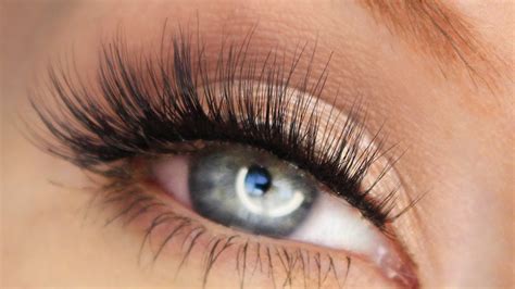 New 3d Synthetic False Eyelashes Fluffy And Natural