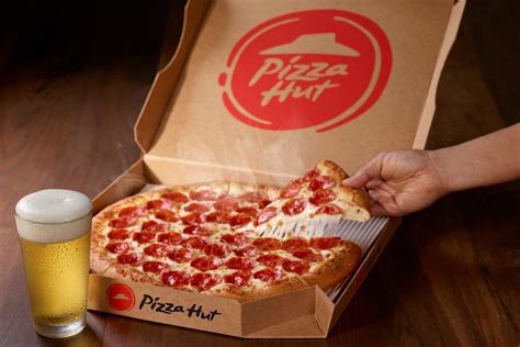 Pizza Hut Is Expanding Its Beer Delivery Service