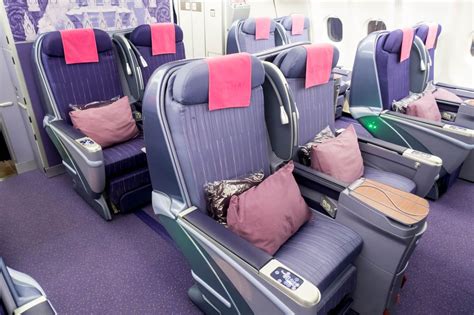 Review Thai Airways A330 300 Business Class From Phuket To Beijing
