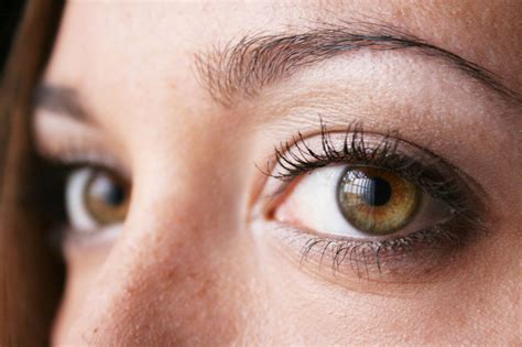 Double Eyelid Surgery Why Is It Trendy Among Women Momist
