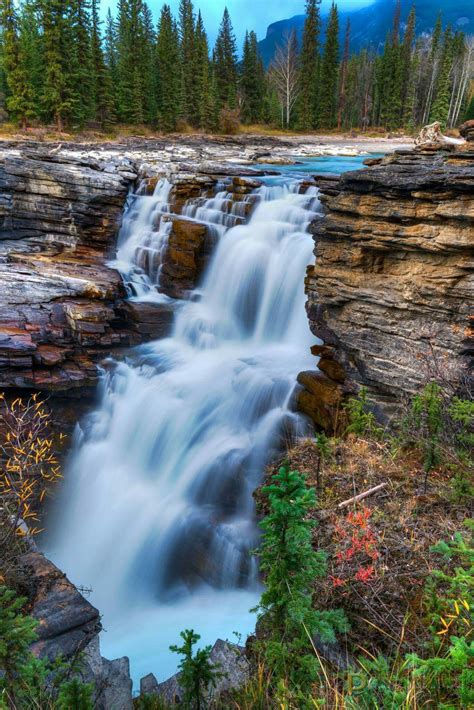 Athabasca Falls In Jasper National Park Waterfall National Parks