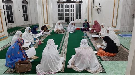 Cara melunasi hutang dengan cepat tentunya dengan cara allah sempat ditanyakan oleh salah satu jamaah ustadz abdul. Cara Cepat Bebas Dari Belitan Hutang Dengan Metode Al ...