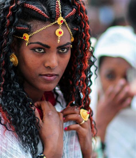 the african queen and my bag ethiopian women beauty around the world