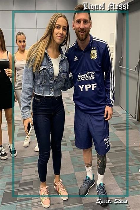 Lionel Messi Selfie With Beautiful Fan Lionel Messi Soccer Shirts Messi