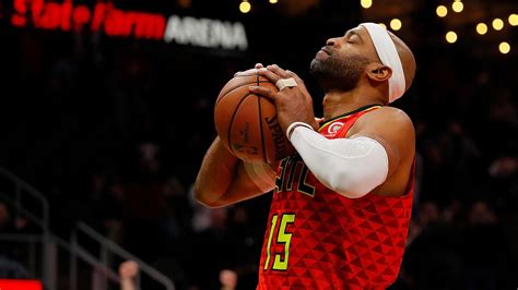 Nba Vet Vince Carter Makes History For Longest Playing Record Of 22 Seasons