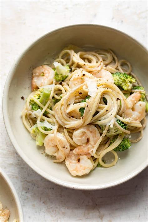 The shrimp are sauteed in butter and garlic that is sauteed in. Easy Creamy Shrimp and Broccoli Pasta • Salt & Lavender