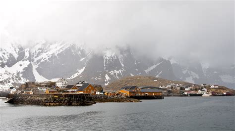 4k Norway Houses Scenery Mountains Lake Sky Lofoten Hd
