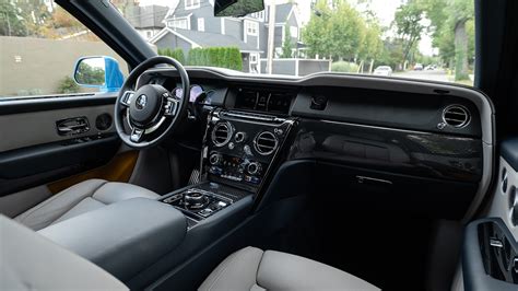 2021 Rolls Royce Cullinan Black Badge Interior Review Posh Yet Stark