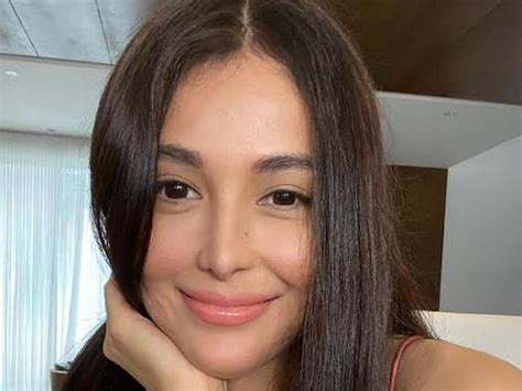 Jun 18, 2021 · candids of model cindy kimberly arriving to a birthday party in a see through dress! Cindy Miranda, itinangging siya ang '3rd party' sa ...