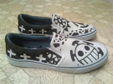We did not find results for: Trafalgar Law Vans -Right View by TheHonz.deviantart.com ...