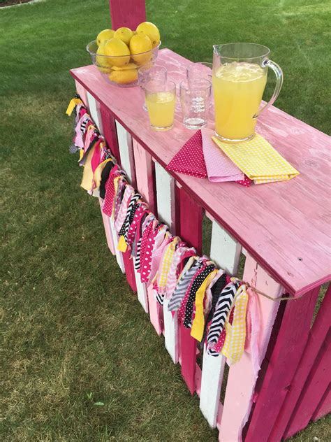 diy lemonade stand