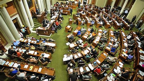 MN House committee passes $1 billion bonding bill that ...