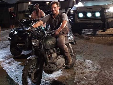 Triumph Scrambler From Jurassic World To Be Auctioned For Fundraiser