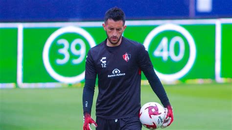 Camilo vargas, 32, from colombia atlas guadalajara, since 2019 goalkeeper market value: Atlas: Diego Cocca habló sobre el futuro de Camilo Vargas ...