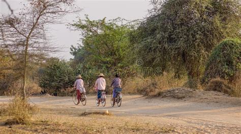Rural Road In Bagan Myanmar Editorial Photography Image Of Green