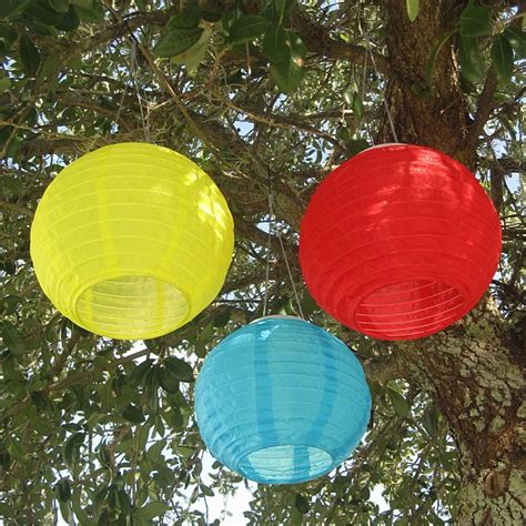 Solar Powered Chinese Lanterns Make Creative Lighting Year Round
