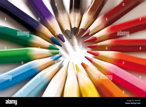 Coloring Pencils Arranged In A Circle Stock Photo Alamy