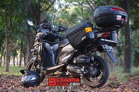 We did not find results for: BerandaBikers.com | Kopdar Online Bikers Indonesia: Modifikasi Hedon, Honda Vario 150 Bergaya ...