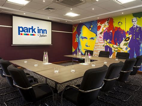 Enjoy views of the runway, a spa and a swimming pool. Park Inn by Radisson Hotel & Conference Centre Heathrow ...