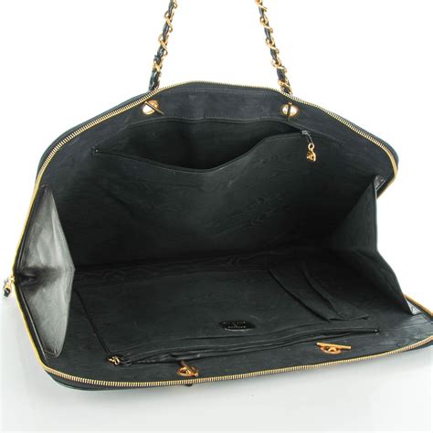 Chanel Patent Cc Laptop Case Shoulder Bag Black 134225