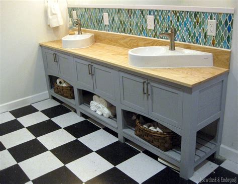 Bathroom vanity backsplash or not. A mirror? In a BATHROOM? | Reality Daydream
