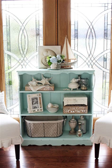 Sherwin williams proclassic interior acrylic ename & benjamin moore's advance waterborne interior alkyd paint. Bookshelf Ideas: 25 DIY Bookcase Makeovers