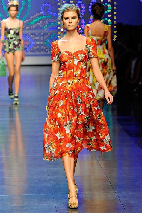 Dolce And Gabbana Spring 2012 Stile Di Moda Abiti Di Alta Moda