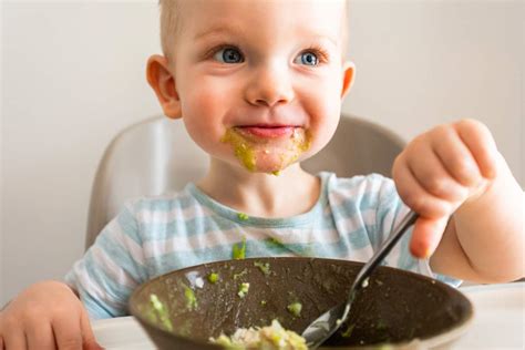 Ab wann sollten kinder sprechen. Ab wann sollen Kinder mit Esslernbesteck anfangen?