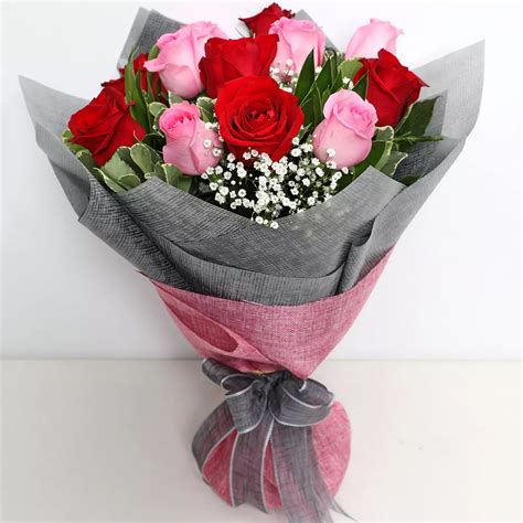 Online Pink And Red Roses Grand Bouquet T Delivery In Singapore