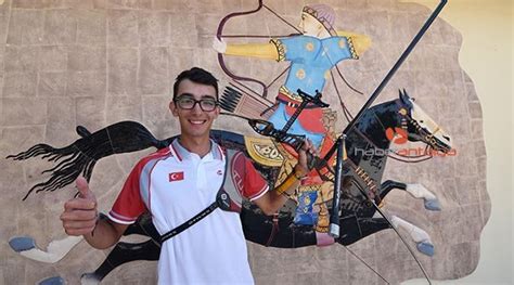 Mete, olimpiyatlarda türkiye'yi en iyi şekilde temsil edeceğini dile getirdi. Mete Gazoz, okçulukta ilki başarmak istiyor - SPOR ...