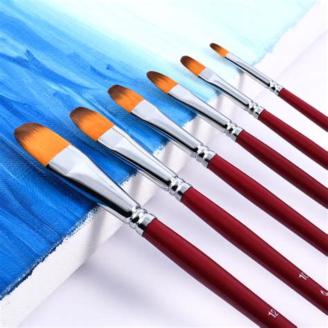 China 6 Pcs Filbert Nylon Paint Brush Set Wood Handle For Artist