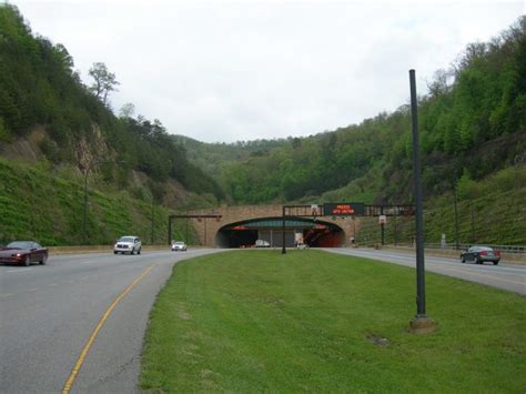 6 Awesome Tunnels In Tennessee You Need To Drive Through At Least Once
