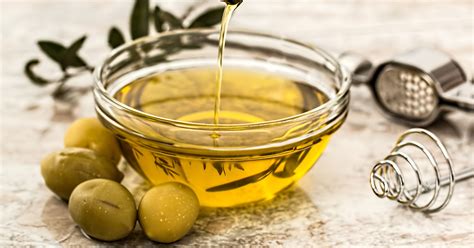 Understanding Extra Virgin Olive Oil Its Intensities Crush Mag