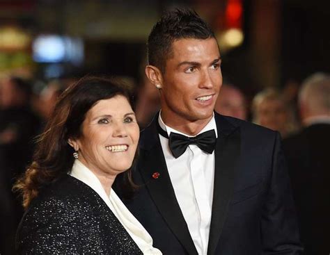 Cristiano To His Mother I Dont Work Miracles Besoccer