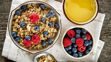 Wallpaper Breakfast Cereal Blueberry Raspberry Juice 5120x2880 Uhd