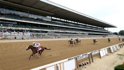 Tiz The Law Wins The 152nd Belmont Stakes In New York Cnn