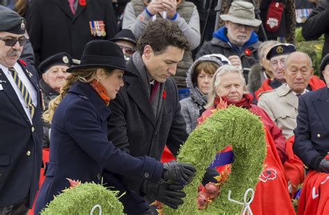 Thousands Of Canadians Brave Wind And Cold To Mark Remembrance Day In Ottawa National Observer
