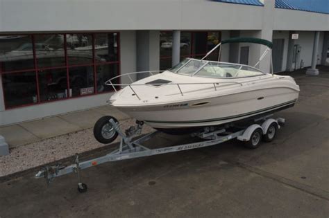 Your 225 weekender is design category c. 2003 SEA RAY 225 WEEKENDER CUDDY CABIN, MERC 5.7 MAG MPI ...
