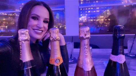 Lisa Ann On Twitter Decisions Decisions 🍾🥂