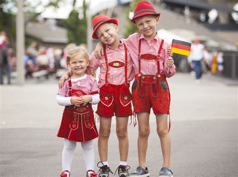 Německo Chce Znovu Omezit Přídavky Na Děti Cizinců Dotkne Se I Česka
