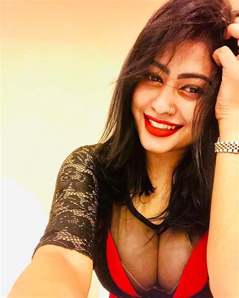 Piumi Hansamali Hot Photos And Videos Sri Lankan Hot Actress Model