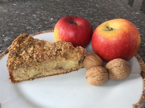 Maybe you would like to learn more about one of these? Walnuss-Apfel-Kuchen à la Mamaela von didadahu2000 ...