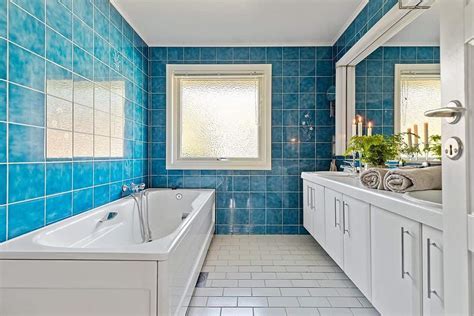 We show you how to design a blue bathroom, with tips on which colours and features to choose to visit your nearest showroom to explore nautical bathroom ideas up close or browse our design. 26 Serene Blue Bathroom Design Ideas