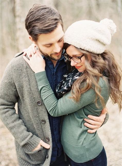6 Smart Tips For Winter Outdoor Engagement Sessions Weddingomania