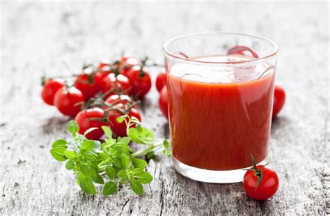 The ingredients needed to make a quart of tomato juice are minimal. Canning Tomato Juice - Real Food - MOTHER EARTH NEWS